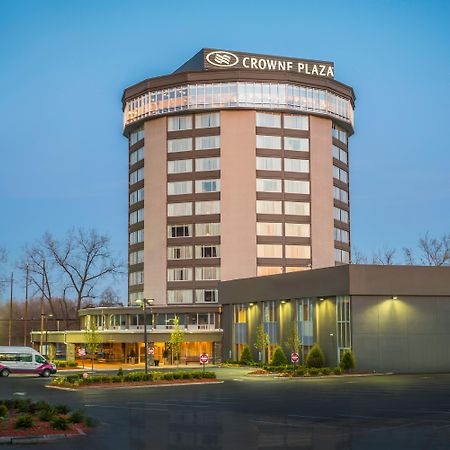 Crowne Plaza Saddle Brook, An Ihg Hotel Esterno foto